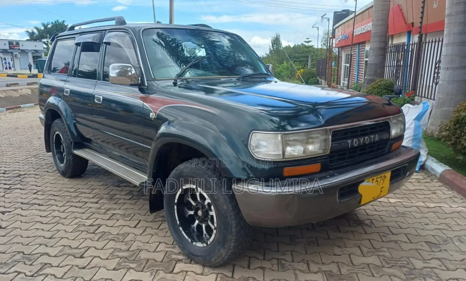 Toyota Land Cruiser 2004 Black