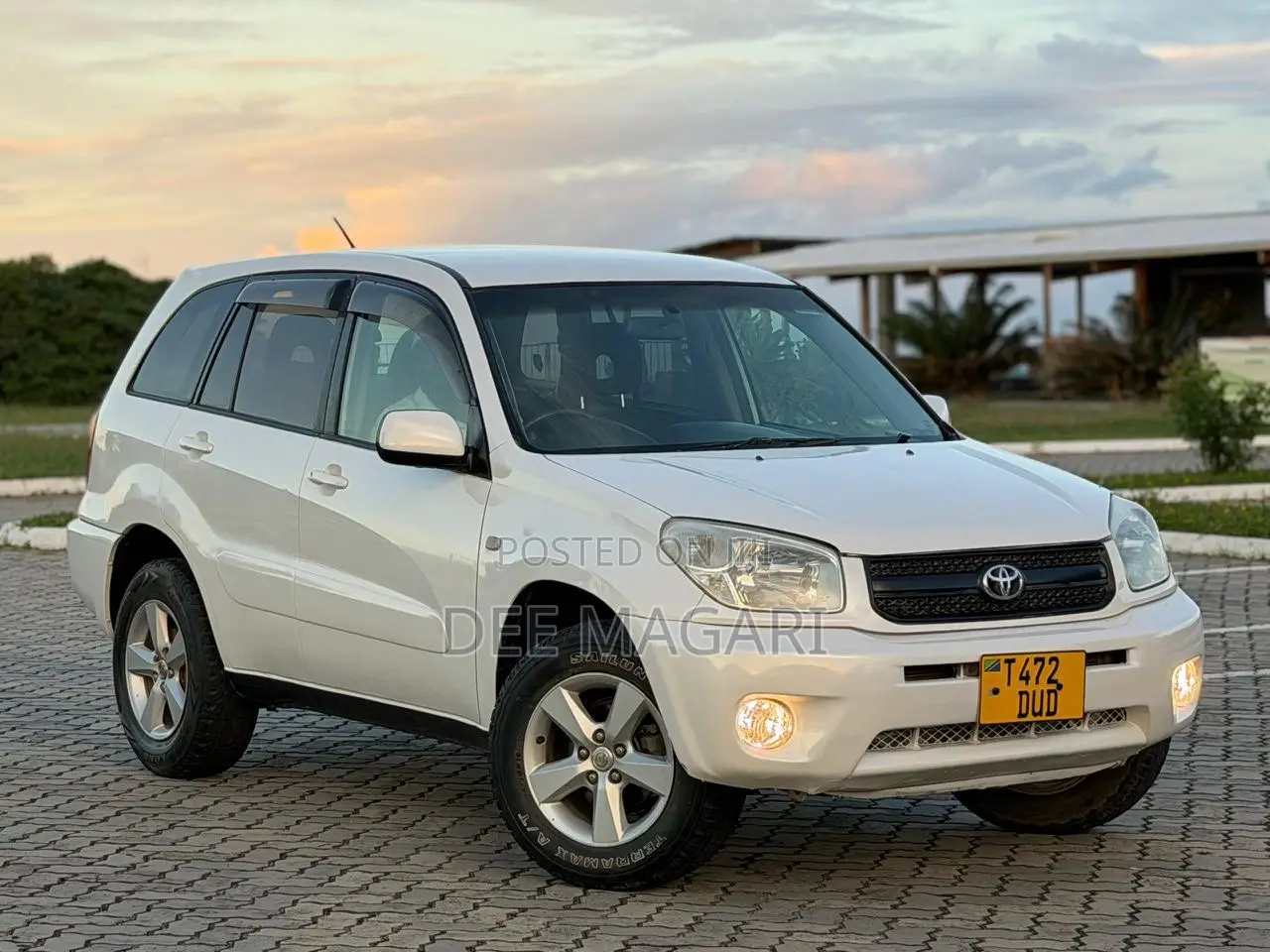Toyota RAV4 2006 White