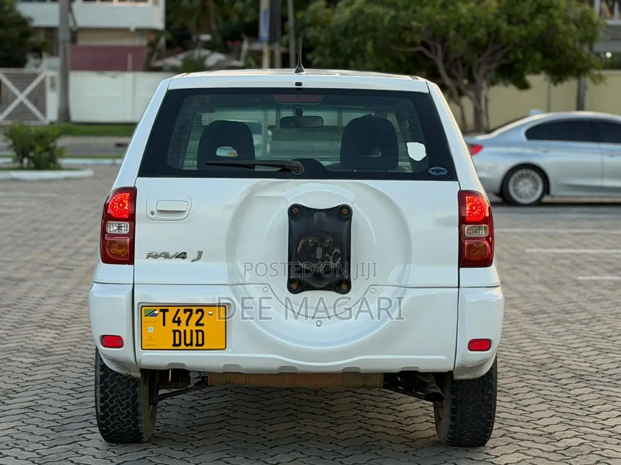 Toyota RAV4 2006 White