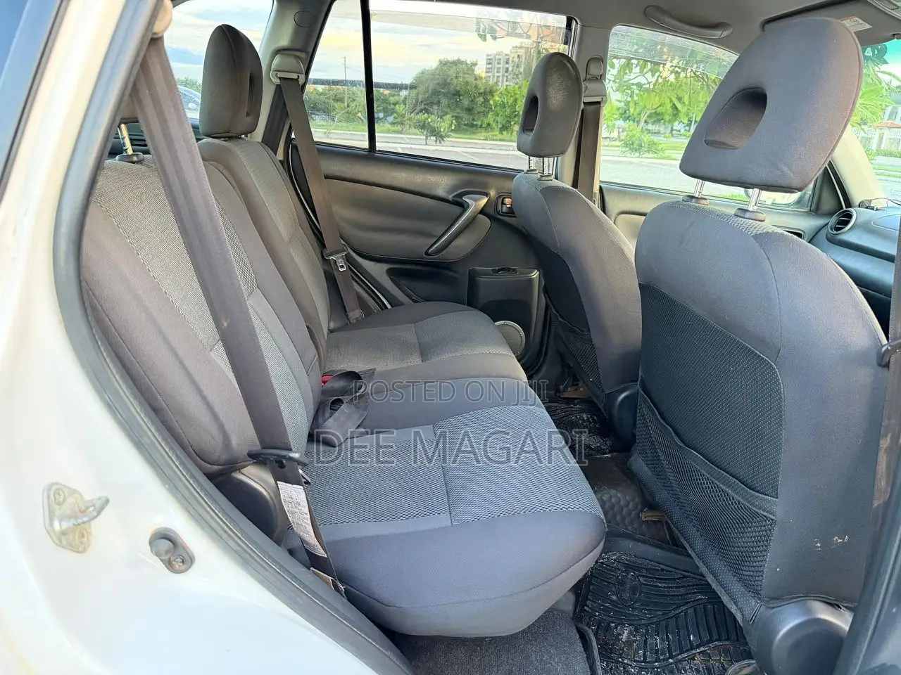 Toyota RAV4 2006 White