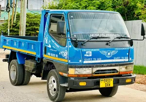 Mitsubishi Fuso Canter 2000 Blue