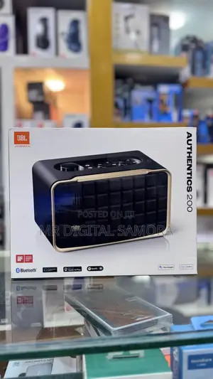 JBL Authentics 200