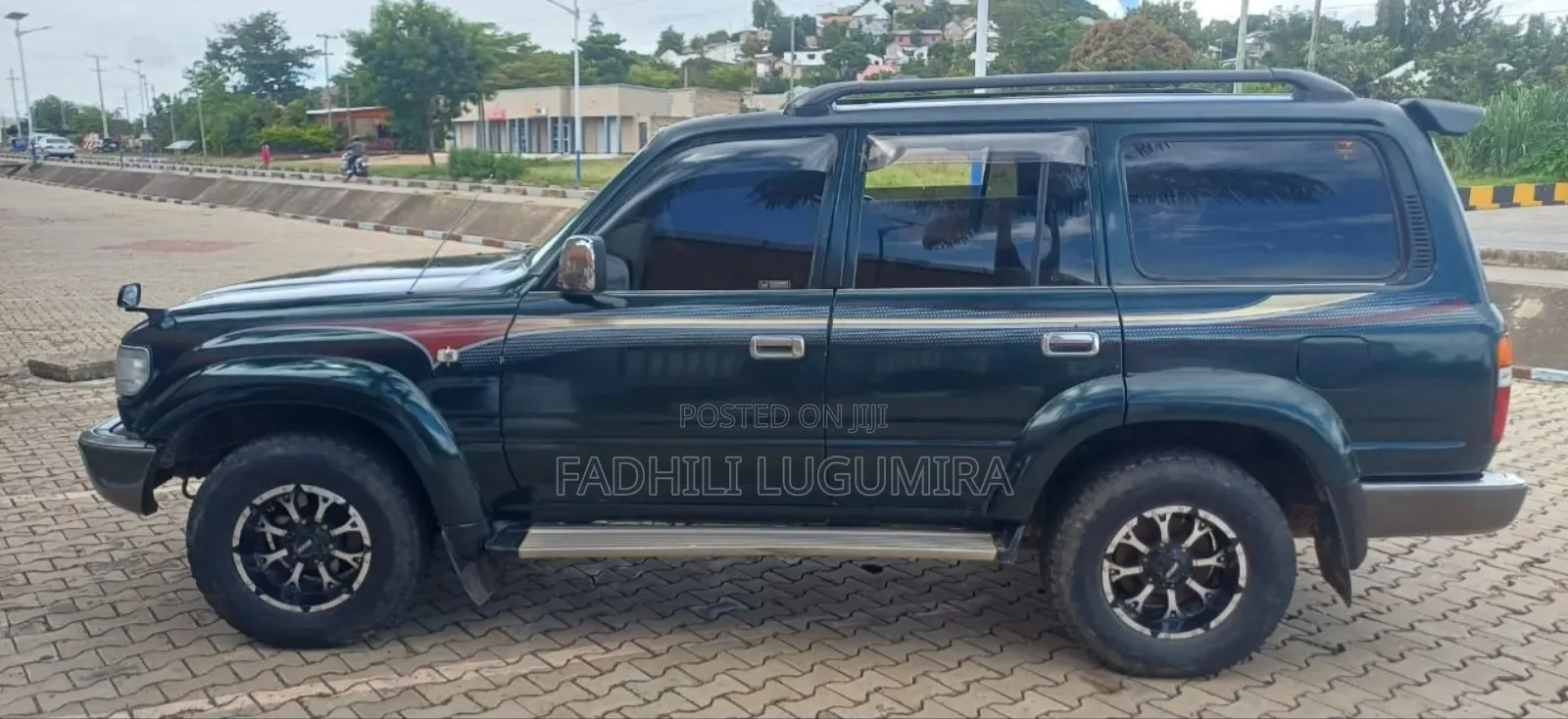 Toyota Land Cruiser 2004 Black