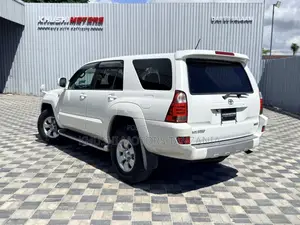 Toyota Hilux Surf 2003 White