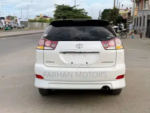 Toyota Harrier 2007 White