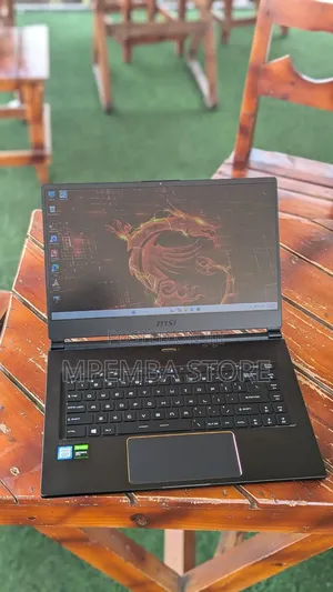 Laptop MSI GS65 Stealth Thin 8RE 16GB Intel Core i7 SSD 512GB