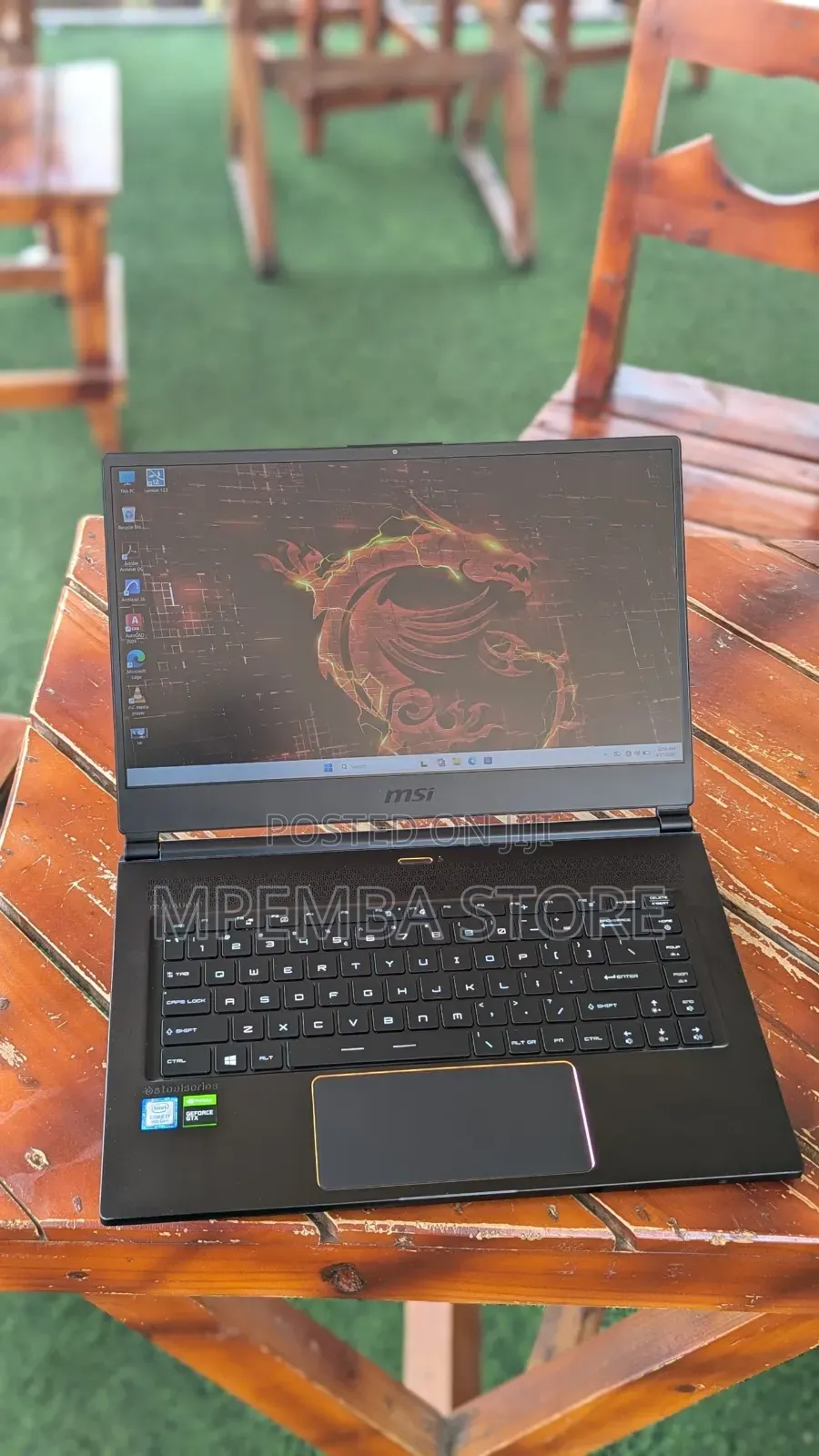 Laptop MSI GS65 Stealth Thin 8RE 16GB Intel Core i7 SSD 512GB