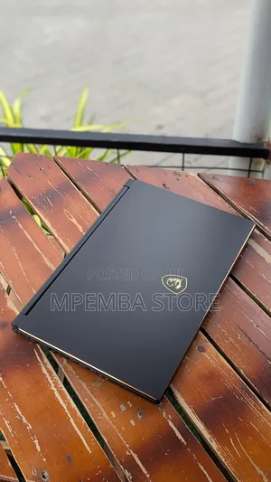 Laptop MSI GS65 Stealth Thin 8RE 16GB Intel Core i7 SSD 512GB