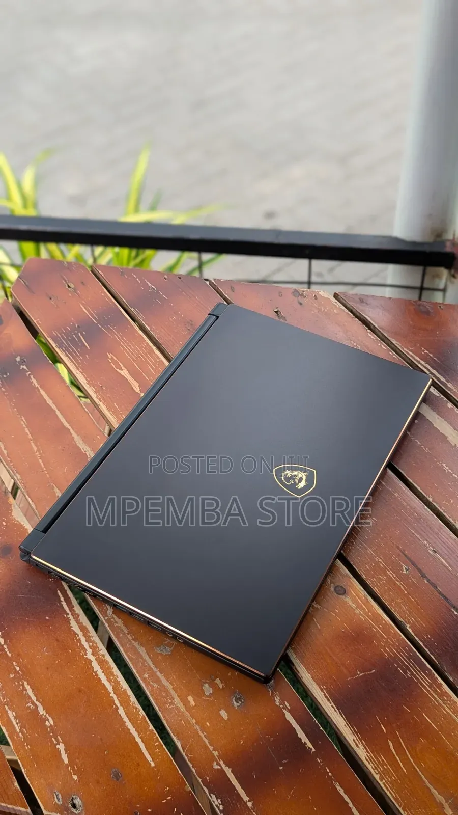 Laptop MSI GS65 Stealth Thin 8RE 16GB Intel Core i7 SSD 512GB