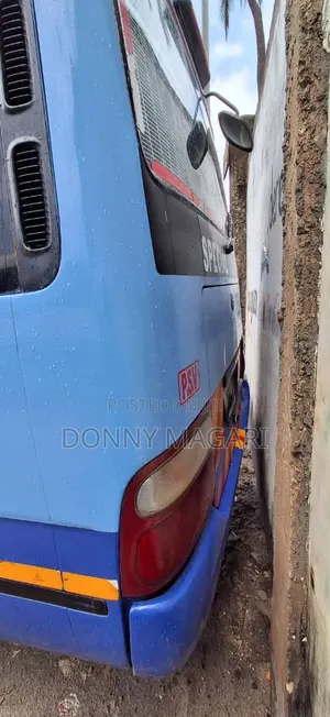 Toyota Coaster 2002 Blue