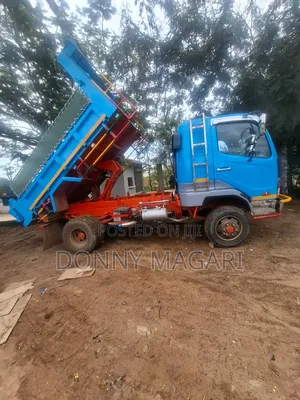 Mitsubishi Fuso Tipper