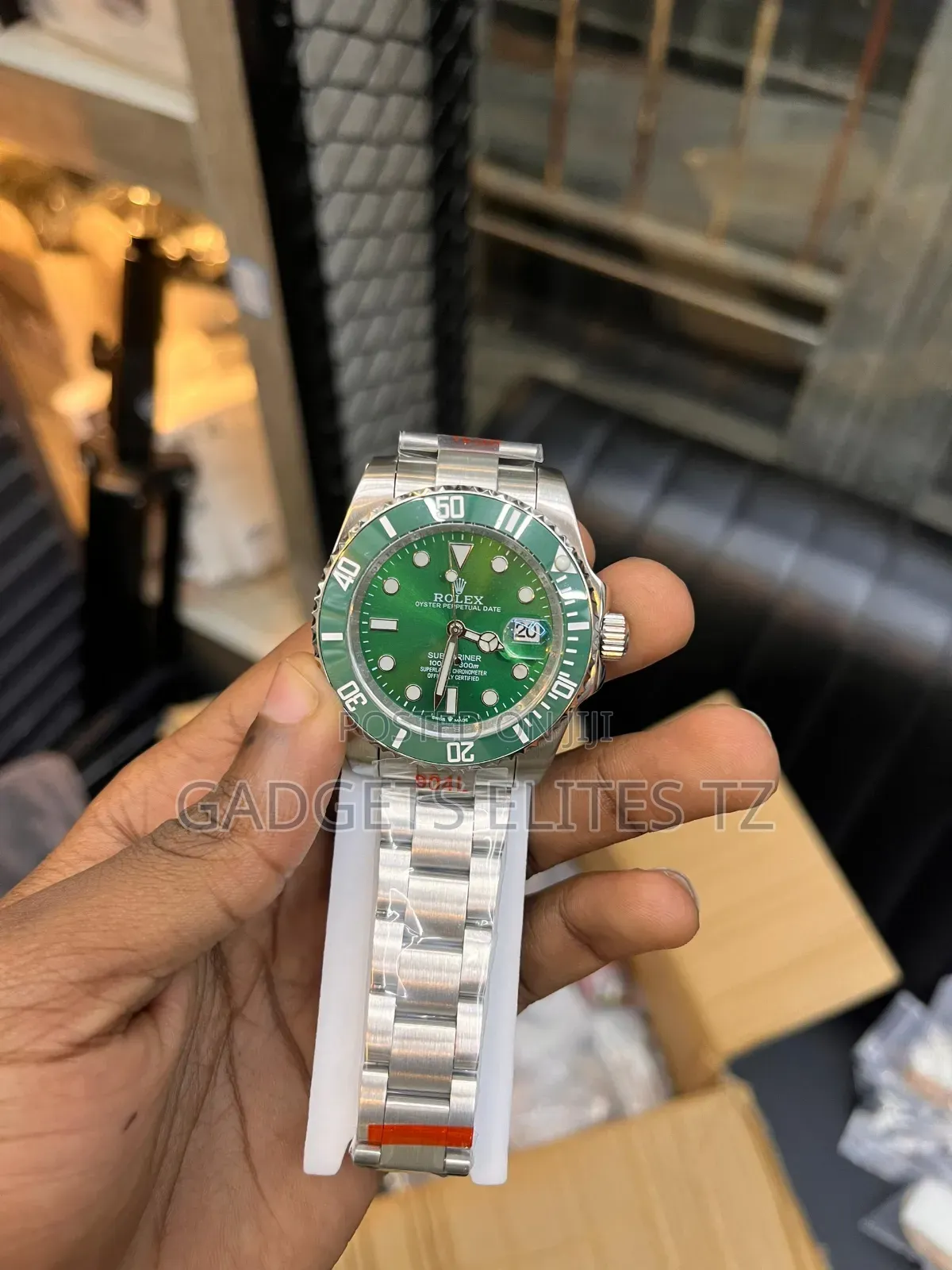 Rolex Submariner Date (Hulk)