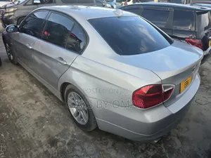 BMW 320i 2004 Silver