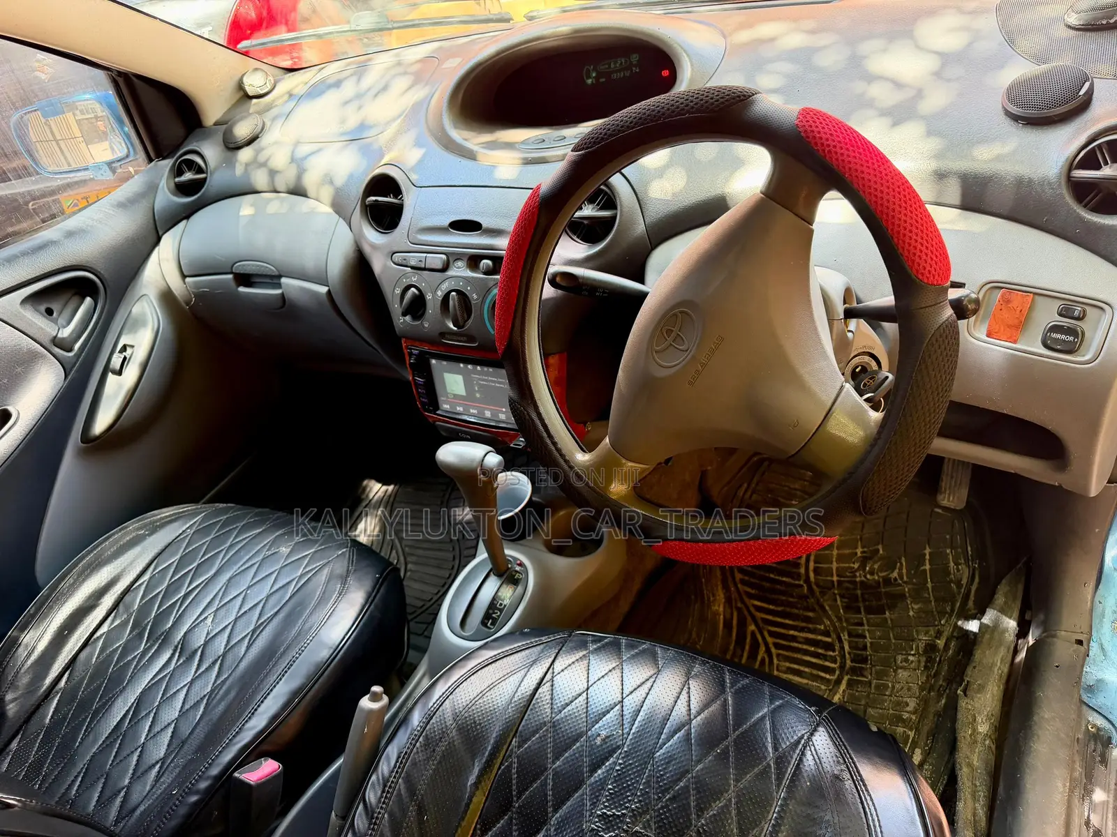 Toyota Vitz 2004 Blue
