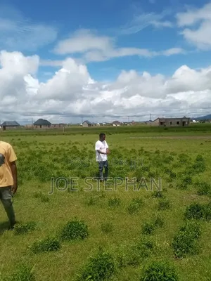 Viwanja Vya Makazi Na Biashara Bomang'ombe Kwa Wasomali