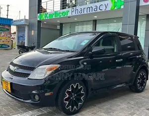 Toyota IST 2006 Black