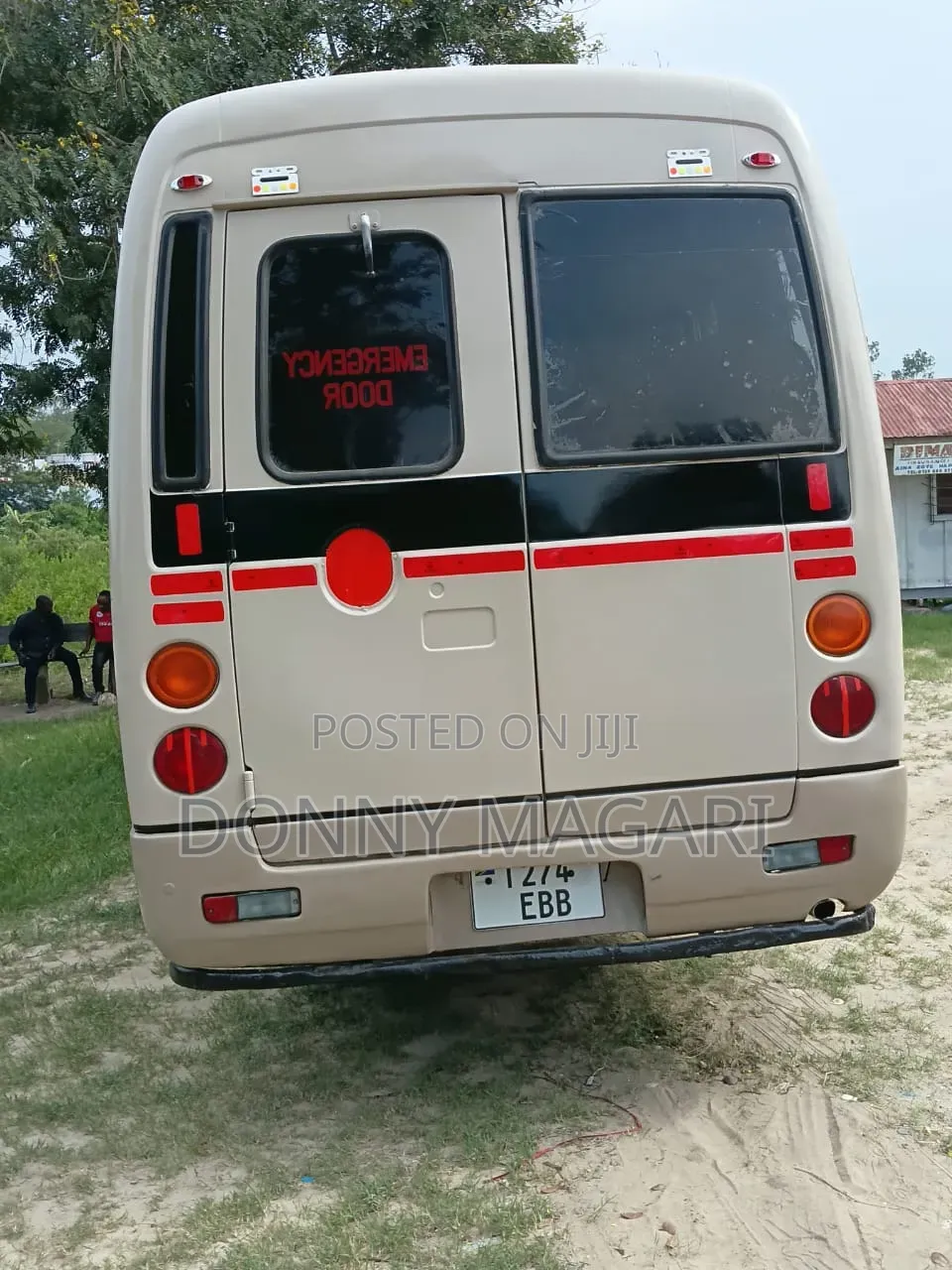 Mitsubishi Fuso Rosa 2004 White