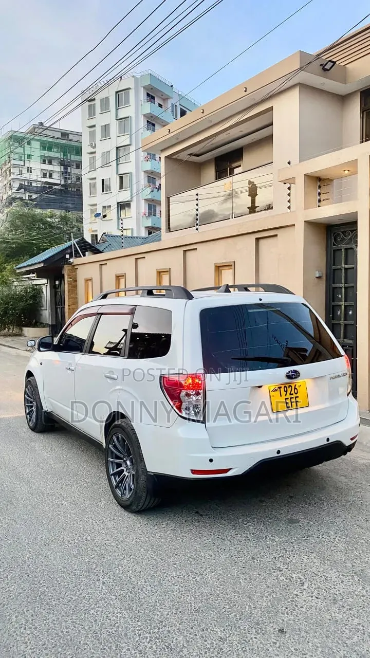 Subaru Forester 2009 White