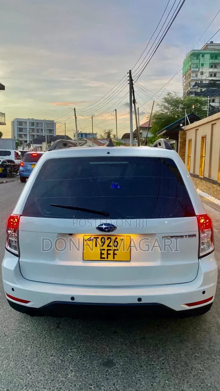 Subaru Forester 2009 White