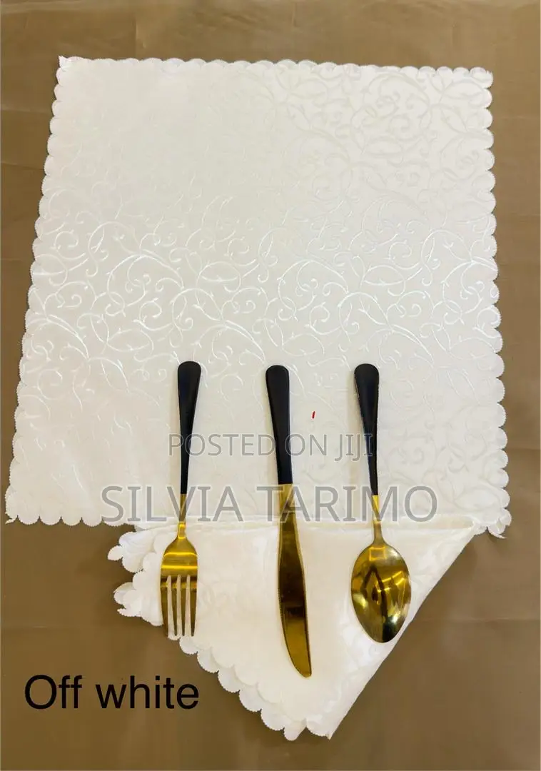 Napkins Kwa Ajili Ya Meza Yako Ya Chakula