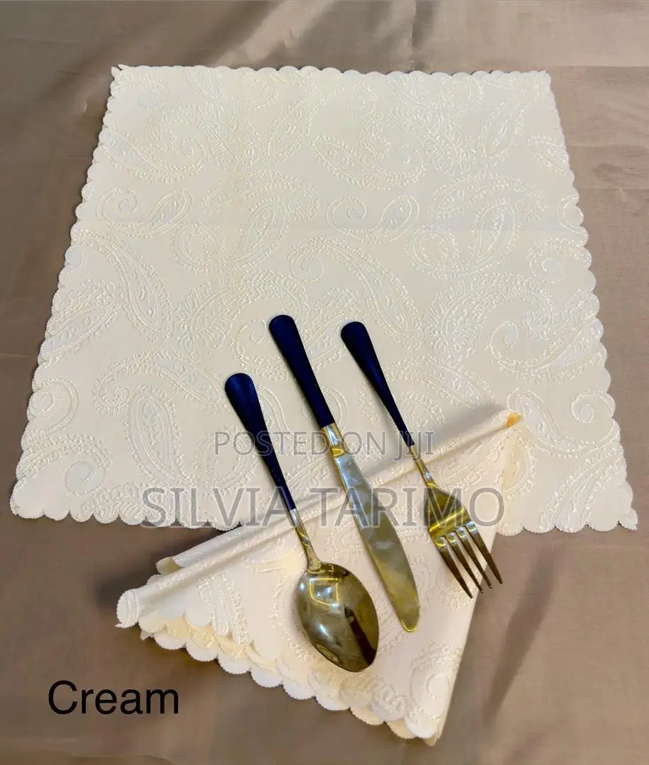Napkins Kwa Ajili Ya Meza Yako Ya Chakula