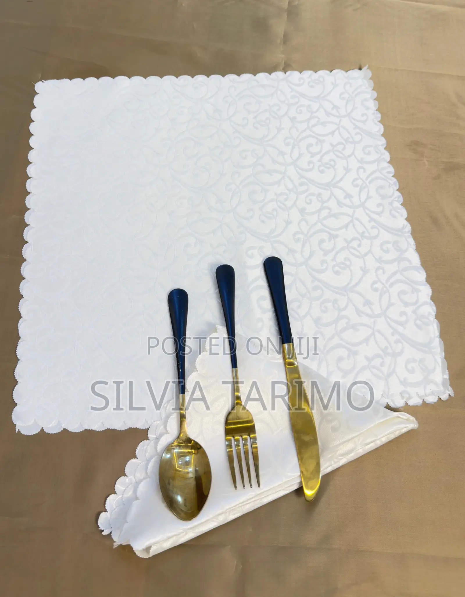 Napkins Kwa Ajili Ya Meza Yako Ya Chakula