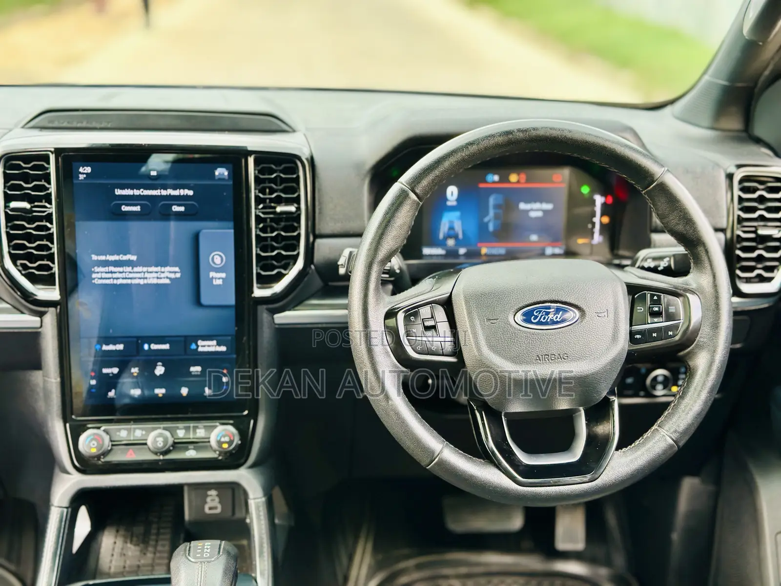 Ford Everest 2024 Gray