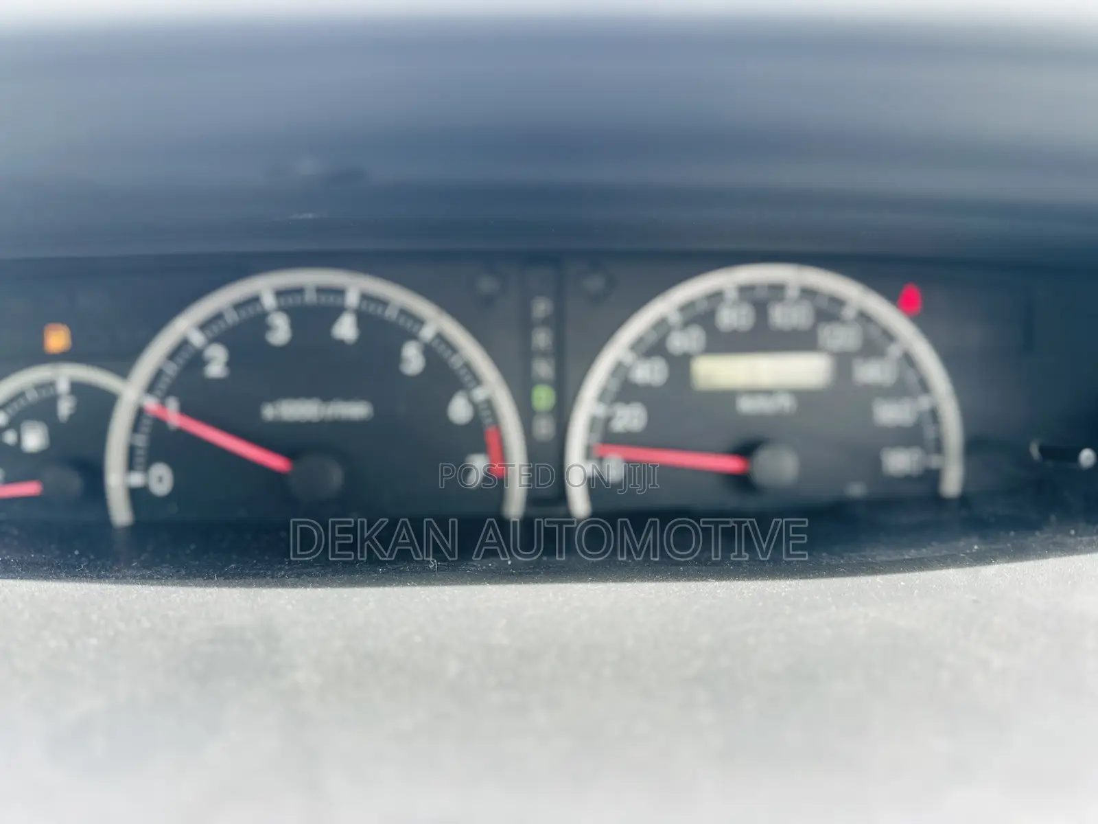 Toyota Noah 2.0 143hp FWD (8 Seater) 2007 Silver