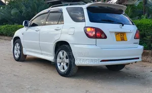 Toyota Harrier 2002 White