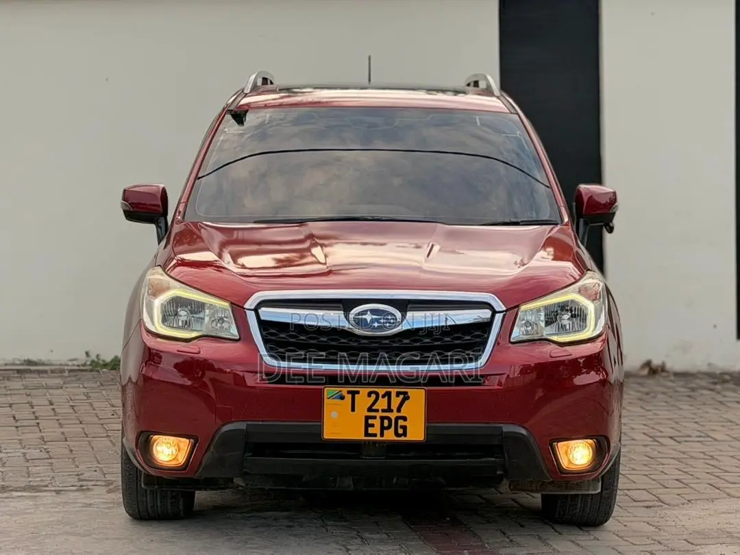 Subaru Forester 2013 Red