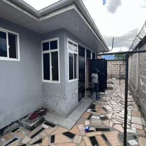 2bdrm Apartment in Kimara for rent