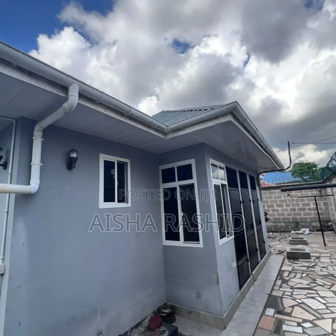 2bdrm Apartment in Kimara for rent