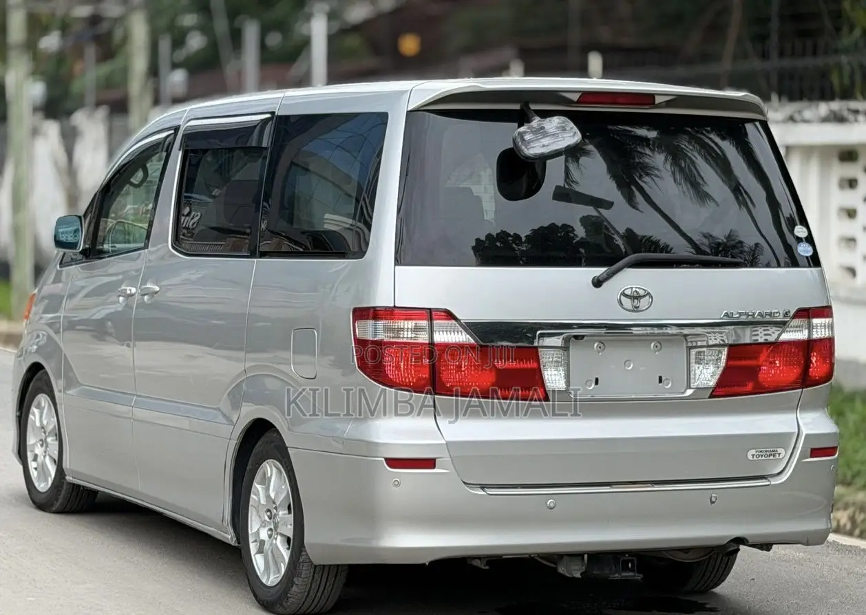 Toyota Alphard 2004 Silver