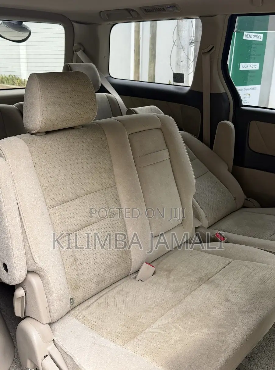 Toyota Alphard 2004 Silver