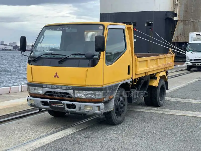 Mitsubishi Canter Dump