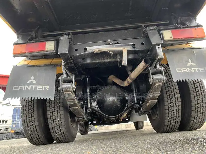 Mitsubishi Canter Dump