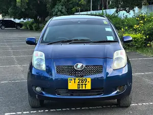 Toyota Vitz 2009 Blue