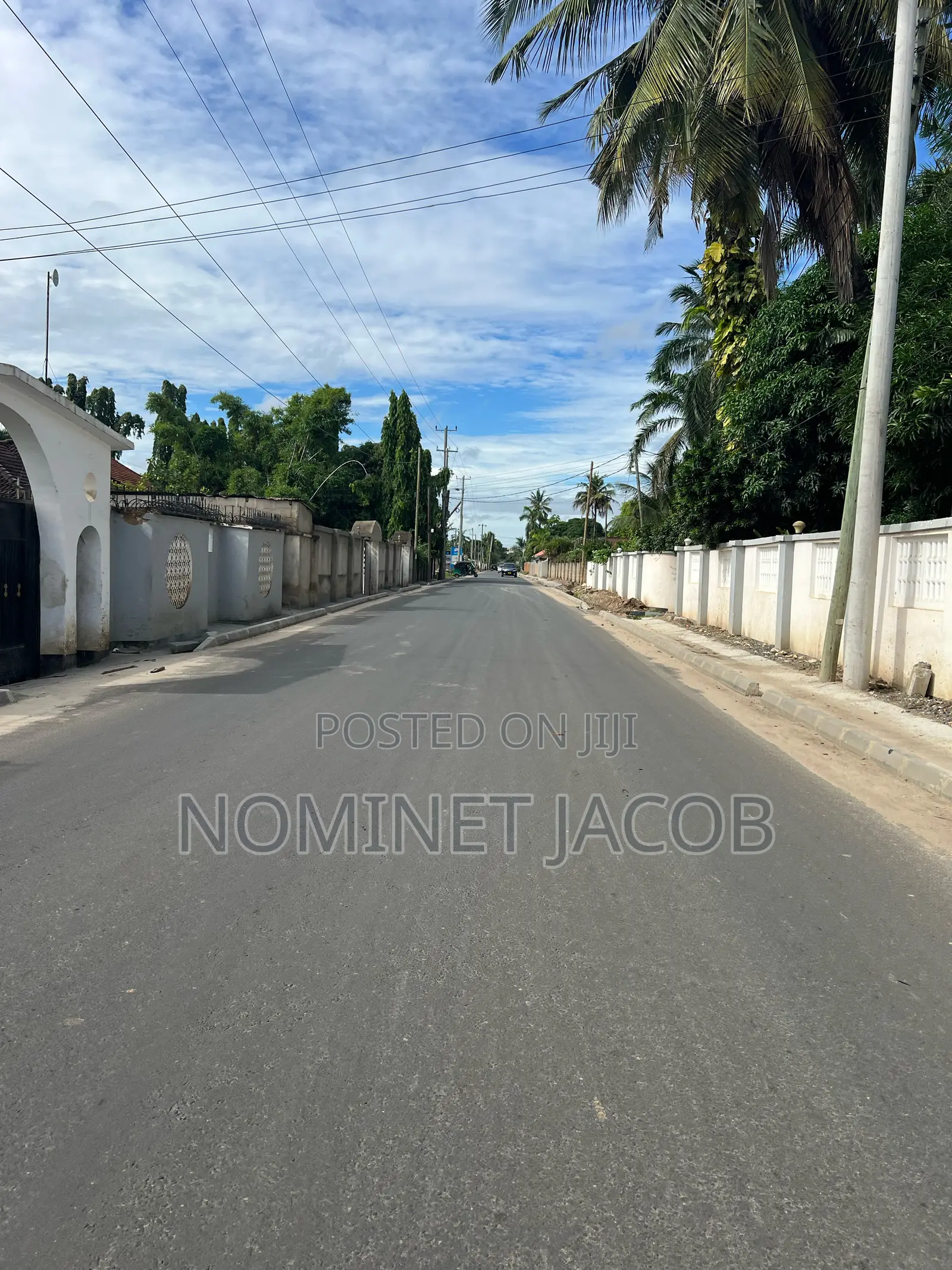 Plot for Sale CQMT 900 Bei Million 450,000,000