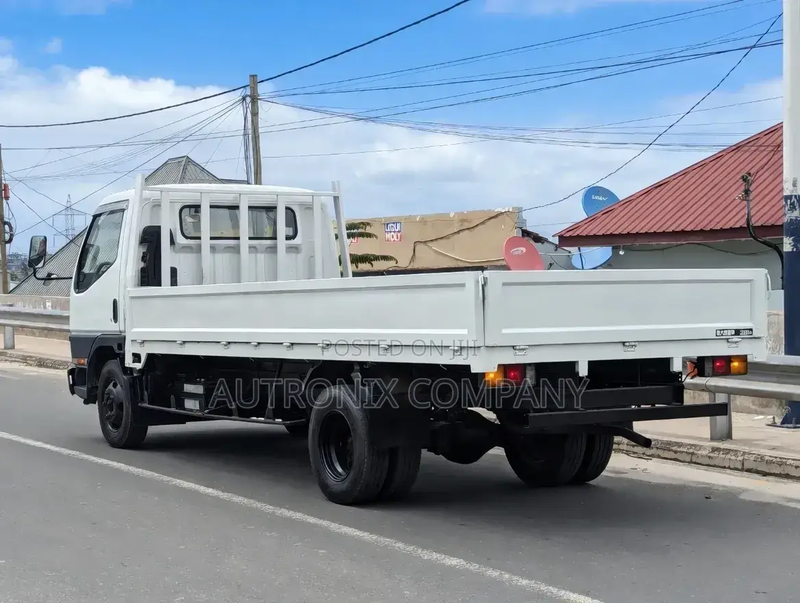 Mitsubishi Canter Longbase