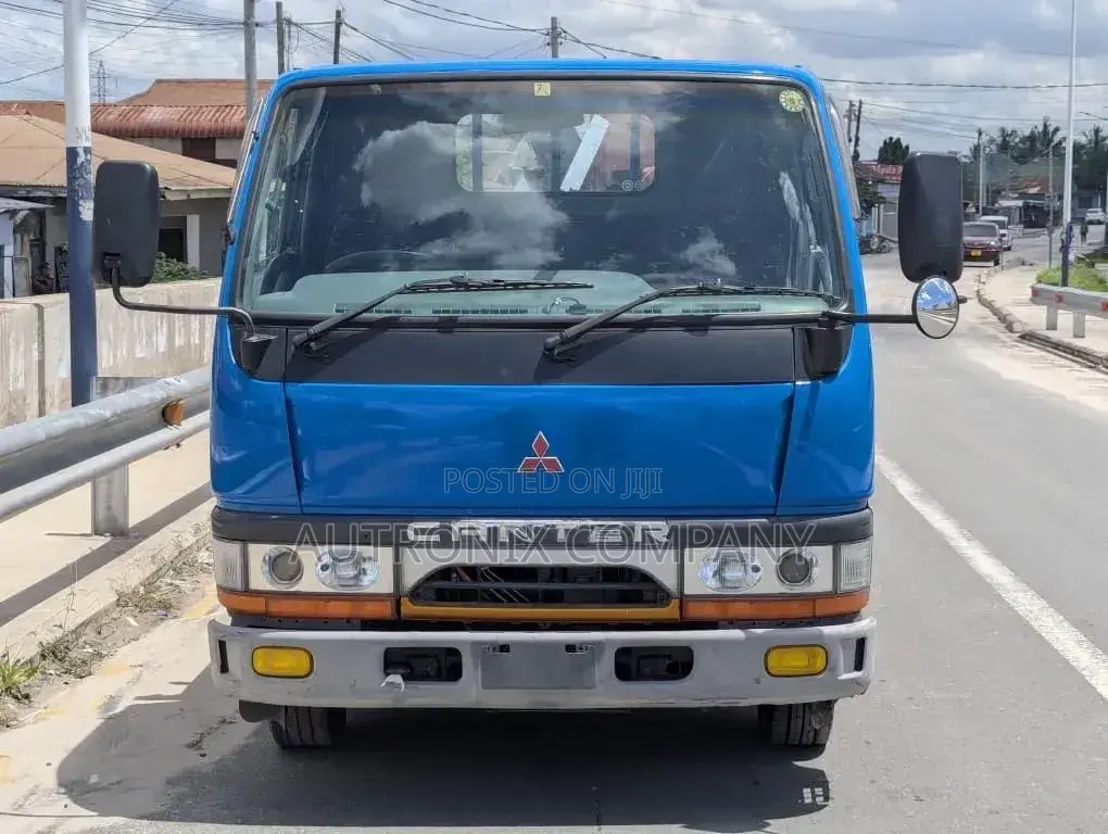 Mitsubishi Canter Crane 4d33