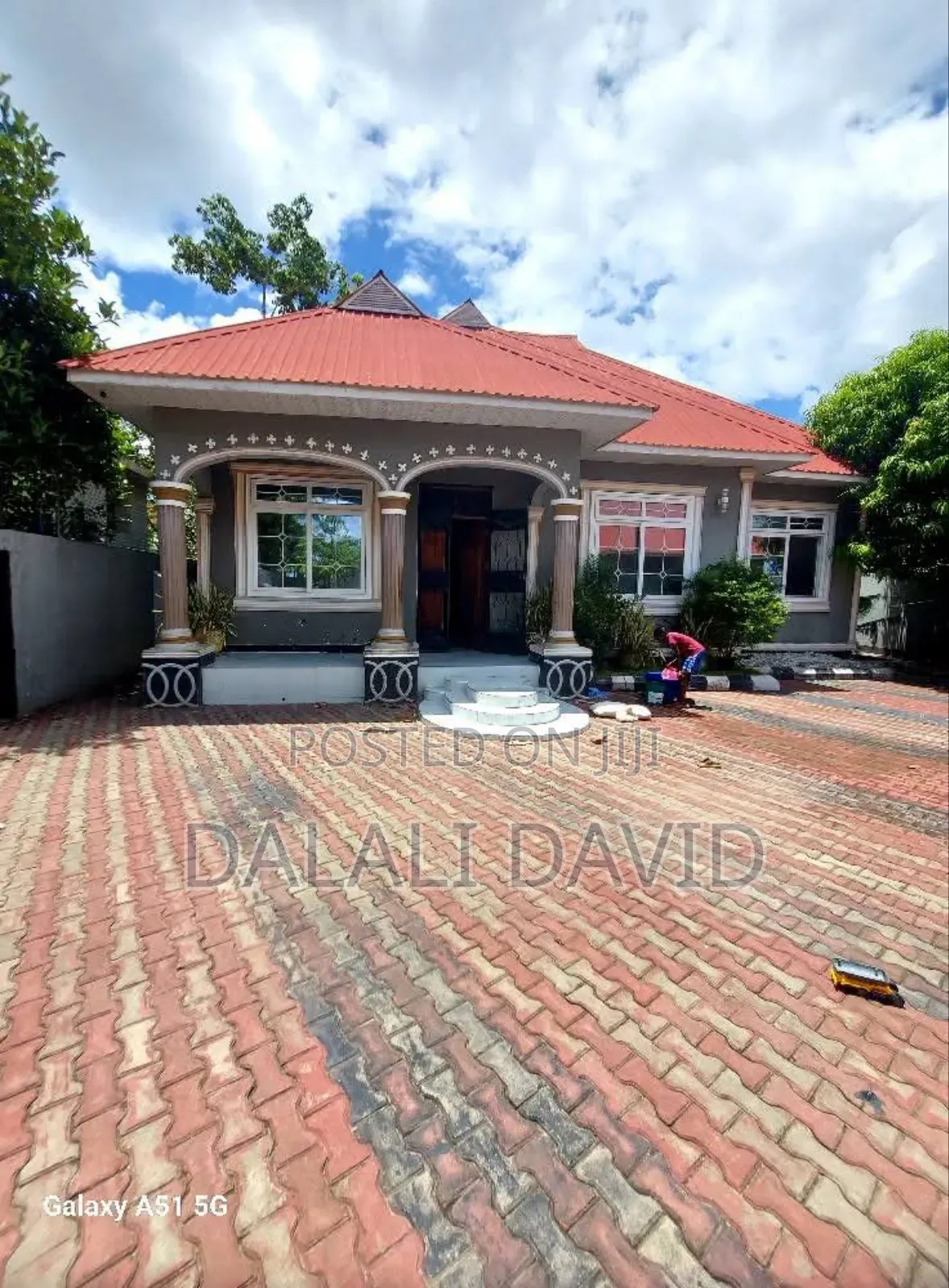 4bdrm House in Msongola for sale