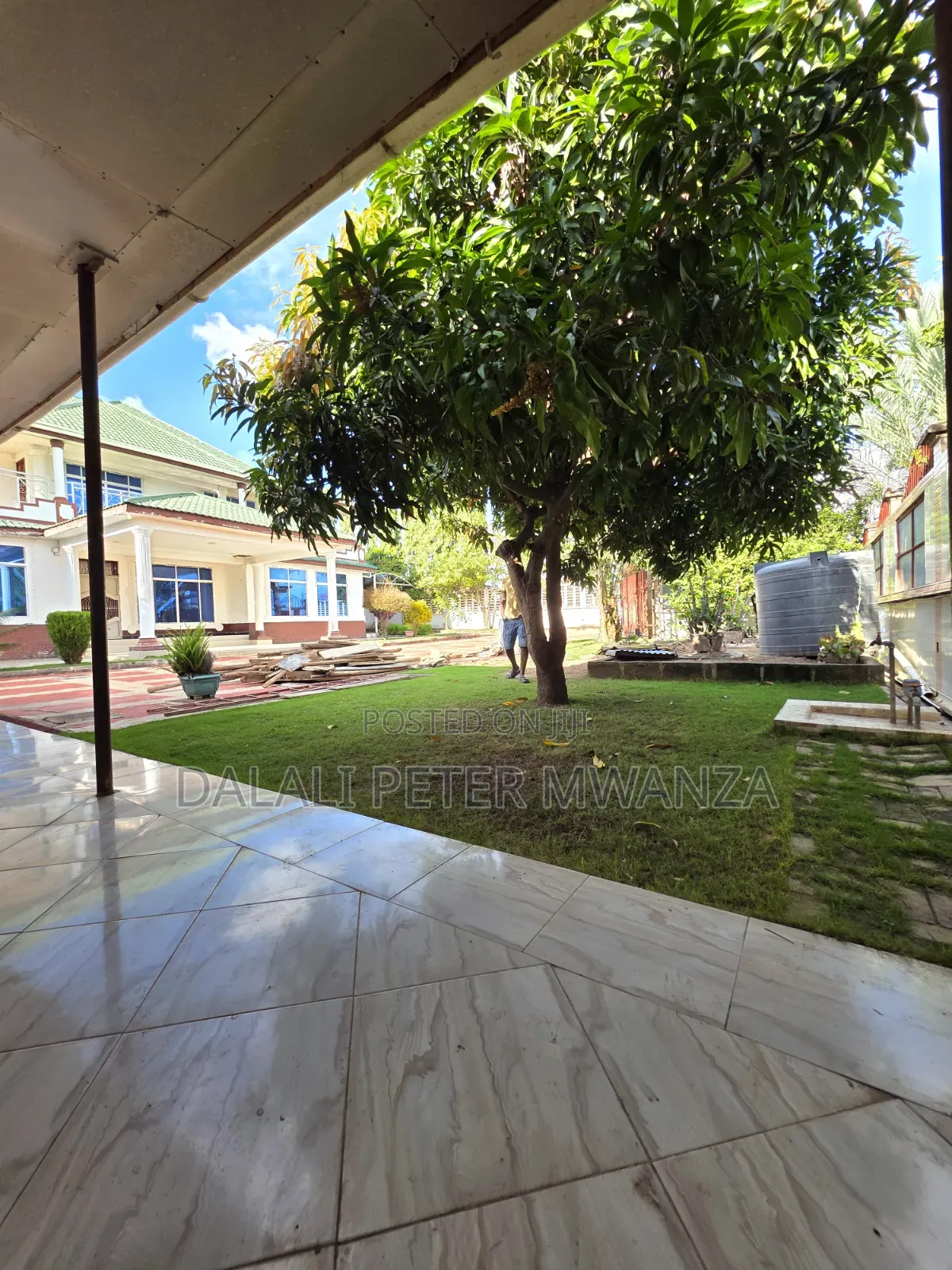 4bdrm Apartment in Rock City, Ilemela Ward for sale