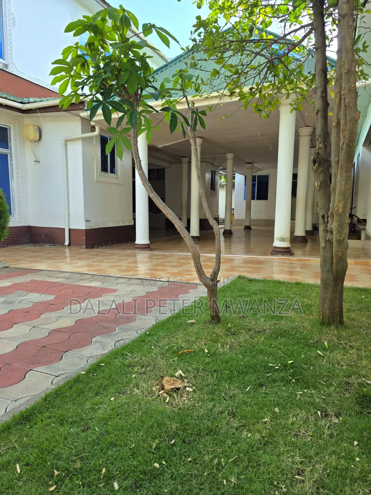 4bdrm Apartment in Rock City, Ilemela Ward for sale