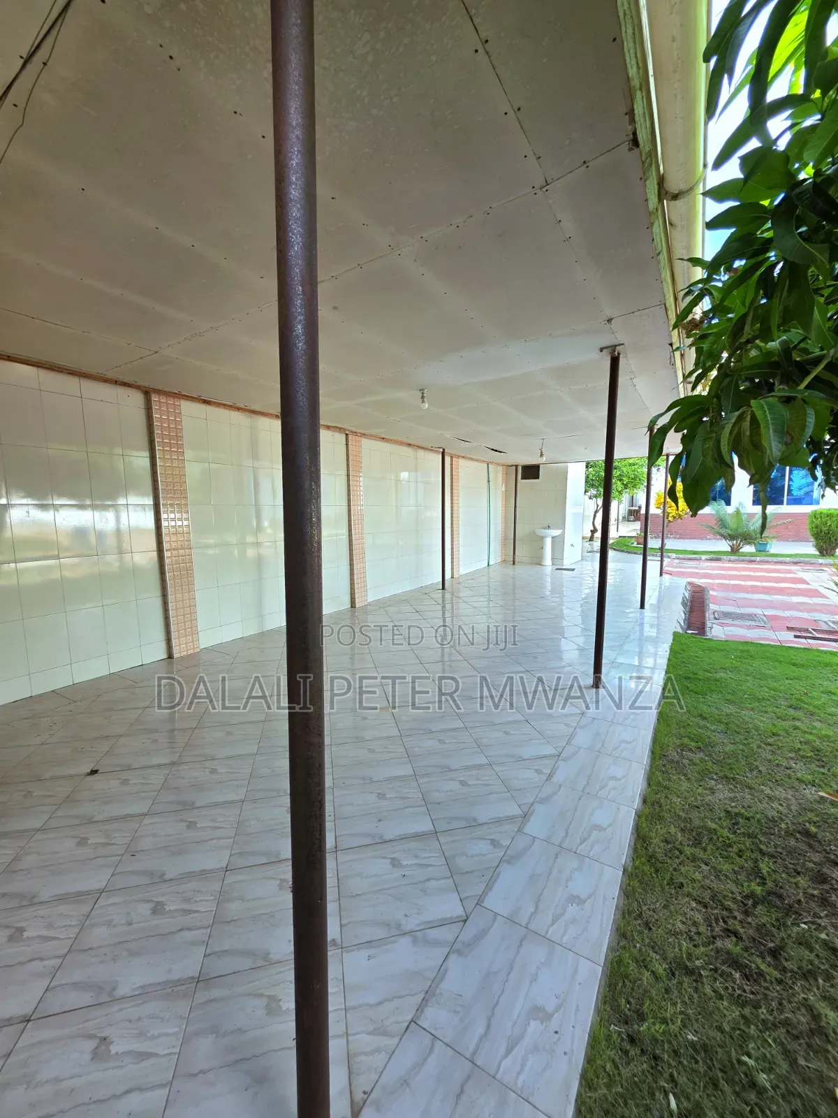 4bdrm Apartment in Rock City, Ilemela Ward for sale