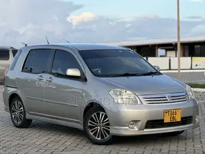 Toyota Raum 1.5 FWD 2005 Beige