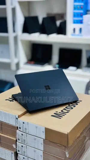 New Laptop Microsoft Surface Laptop 3 16GB Intel Core i7 SSD 256GB