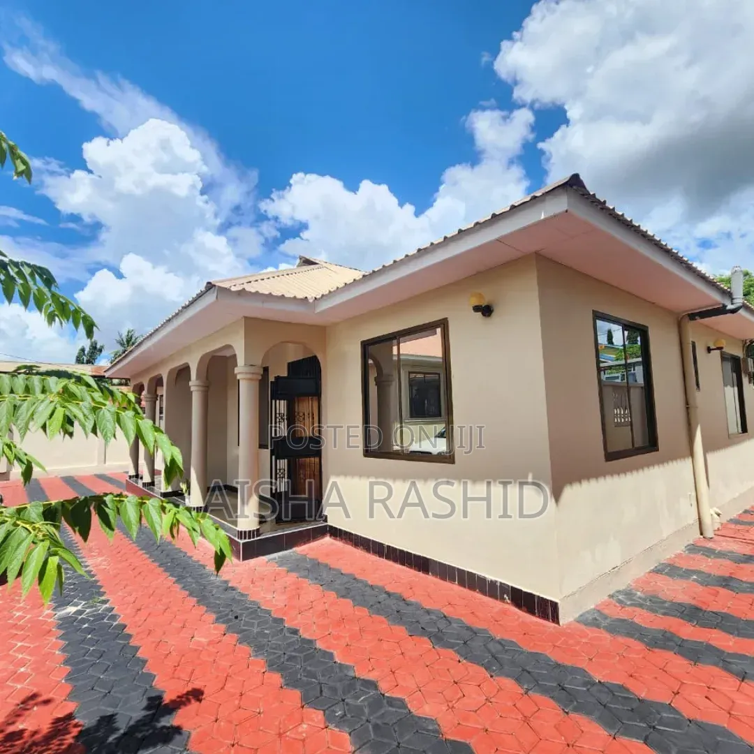 2bdrm Apartment in Kimara for rent