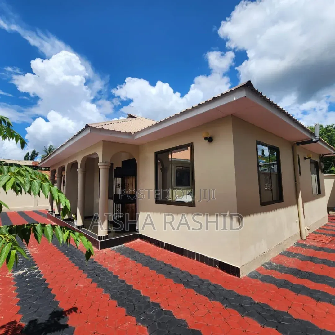 2bdrm Apartment in Kimara for rent
