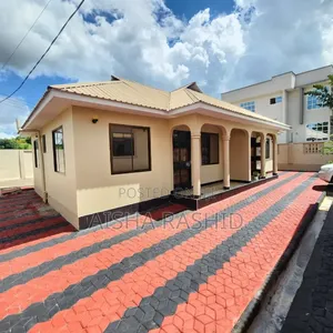 2bdrm Apartment in Kimara for rent