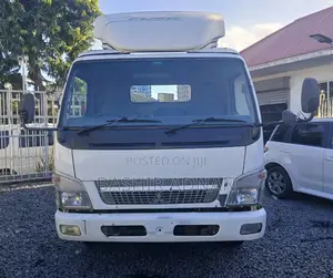 Mitsubishi Canter 3.5 Tonnes Unregistered(Mpya).